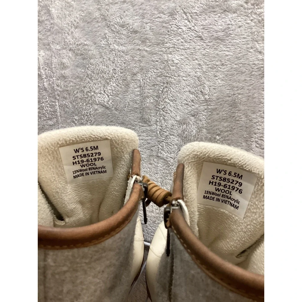 Sperry Women's Saltwater Duck Boots Cream‎ Wool Side Zip Lace Up Waterproof